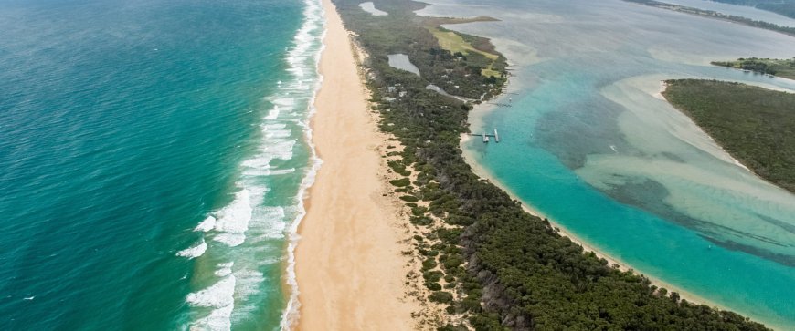 Ninety Mile Beach